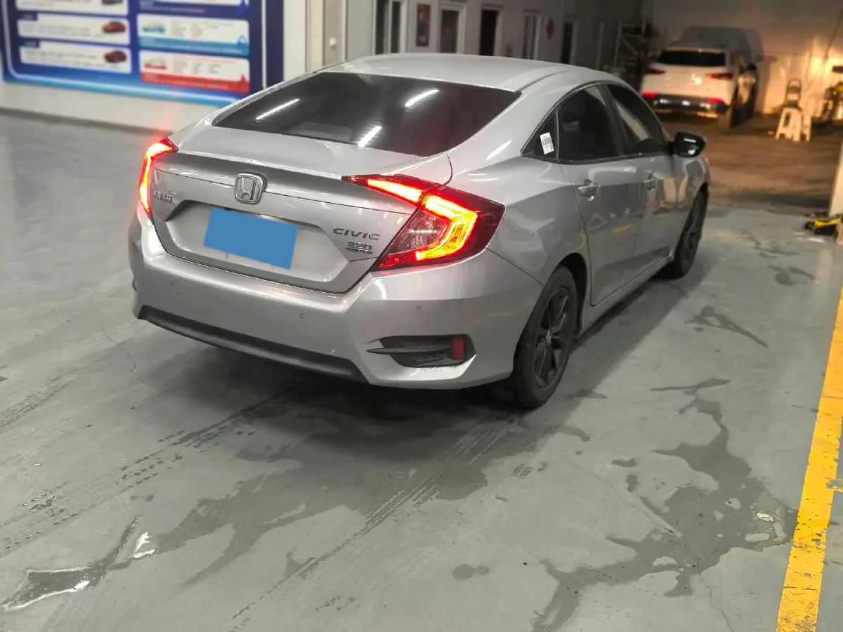 2019 Honda Civic 1.5T 177HP L4 CVT,autocango,china used car exporter,china ev exporter,chinese used car exporter,chinese used ev exporter
