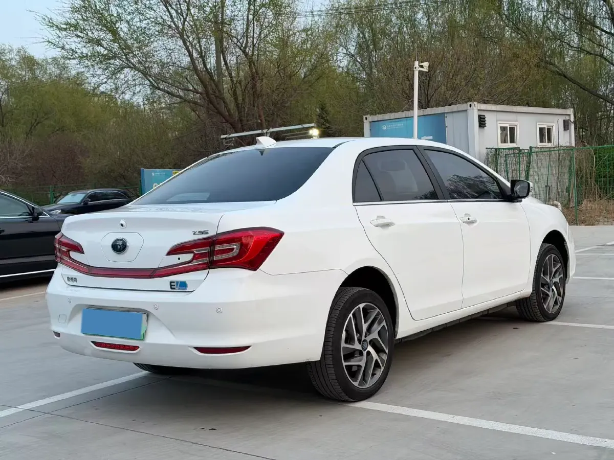 2018 BYD Qin BEV 60.48KWH,autocango,china used car exporter,china ev exporter,chinese used car exporter,chinese used ev exporter