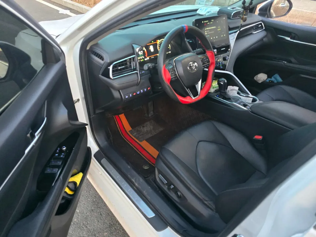 2021 Toyota Camry 2.5L 209HP L4 8AT,autocango,china used car exporter,china ev exporter,chinese used car exporter,chinese used ev exporter