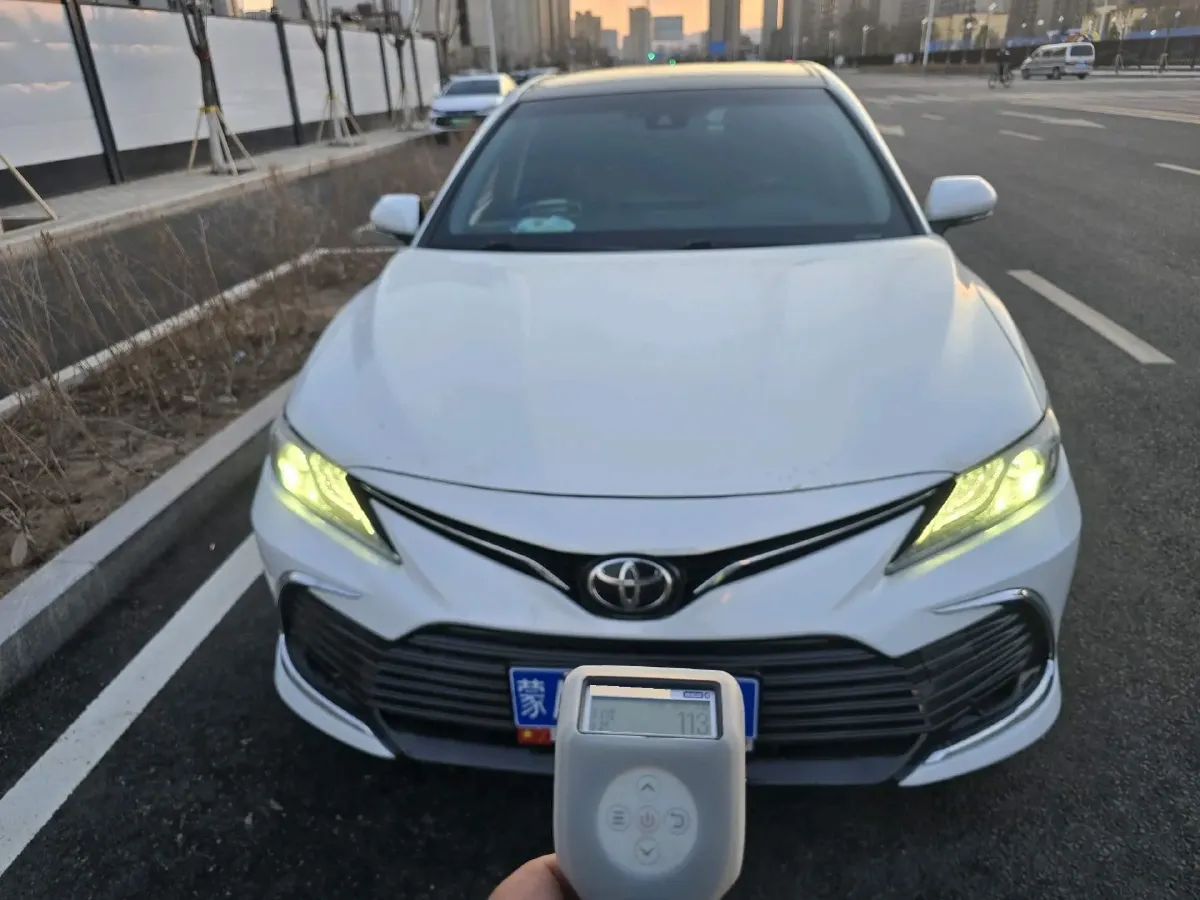 2021 Toyota Camry 2.5L 209HP L4 8AT,autocango,china used car exporter,china ev exporter,chinese used car exporter,chinese used ev exporter