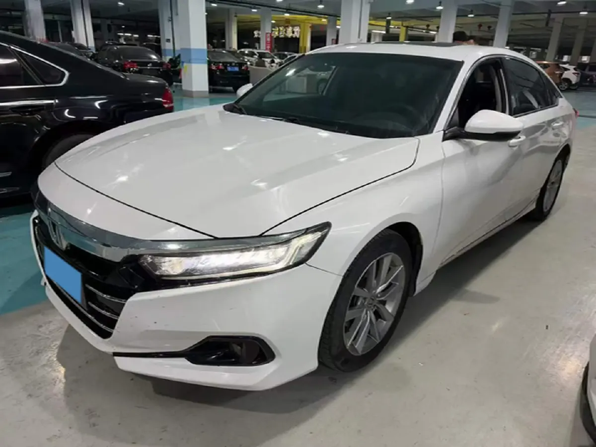 2022 Honda Accord 1.5T 194HP L4 CVT,autocango,china used car exporter,china ev exporter,chinese used car exporter,chinese used ev exporter
