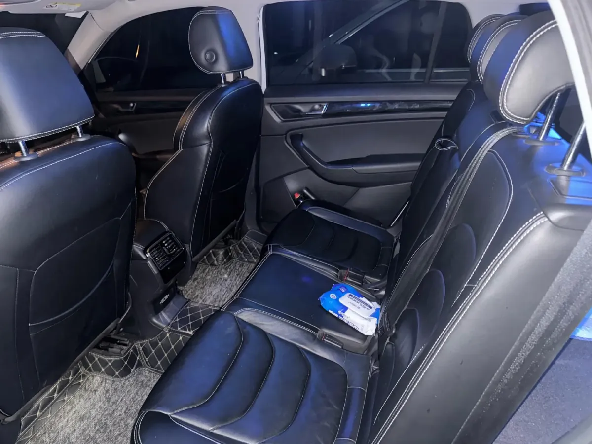 2018 Skoda Kodiak 1.8T 180HP L4 7DCT,autocango,china used car exporter,china ev exporter,chinese used car exporter,chinese used ev exporter