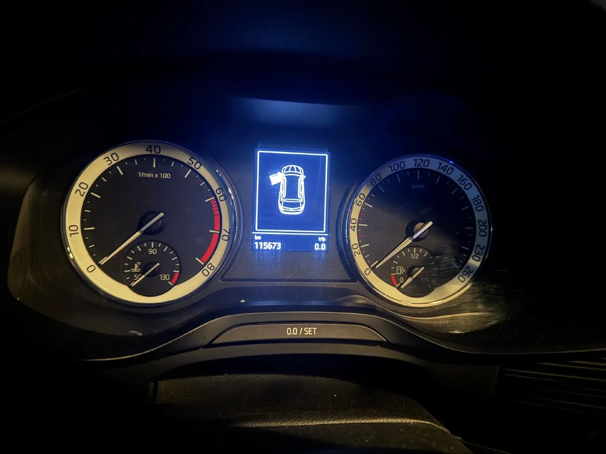 2018 Skoda Kodiak 1.8T 180HP L4 7DCT,autocango,china used car exporter,china ev exporter,chinese used car exporter,chinese used ev exporter