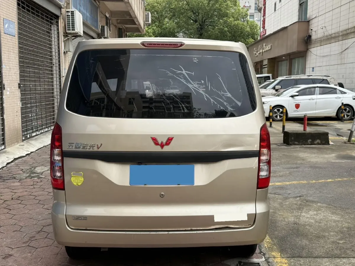 2021 WuLing RongGuang Mini Truck 1.2L 76HP L4 5MT,autocango,china used car exporter,china ev exporter,chinese used car exporter,chinese used ev exporter