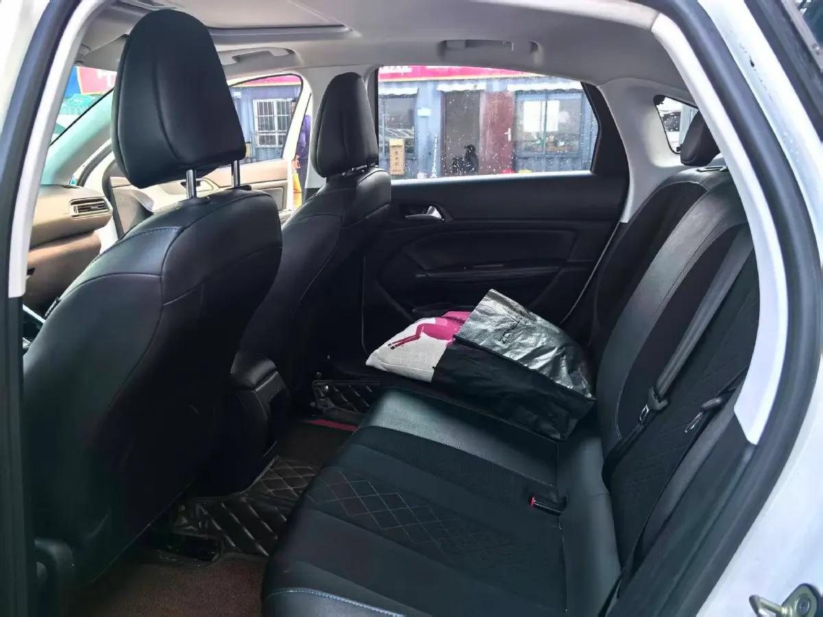 2016 Peugeot 308 1.6L 117HP L4 6AT,autocango,china used car exporter,china ev exporter,chinese used car exporter,chinese used ev exporter