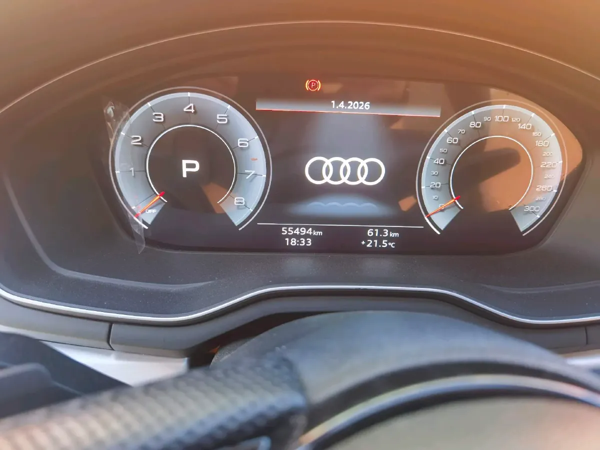 2020 Audi A4L 2.0T 190HP L4 7DCT,autocango,china used car exporter,china ev exporter,chinese used car exporter,chinese used ev exporter