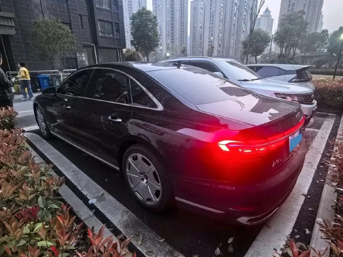 2023 Audi A8 3.0T 286HP V6 8AT,autocango,china used car exporter,china ev exporter,chinese used car exporter,chinese used ev exporter