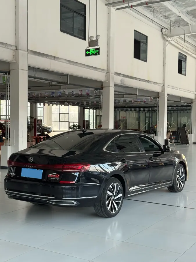 2021 Volkswagen Passat 2.0T 186HP L4 7DCT,autocango,china used car exporter,china ev exporter,chinese used car exporter,chinese used ev exporter
