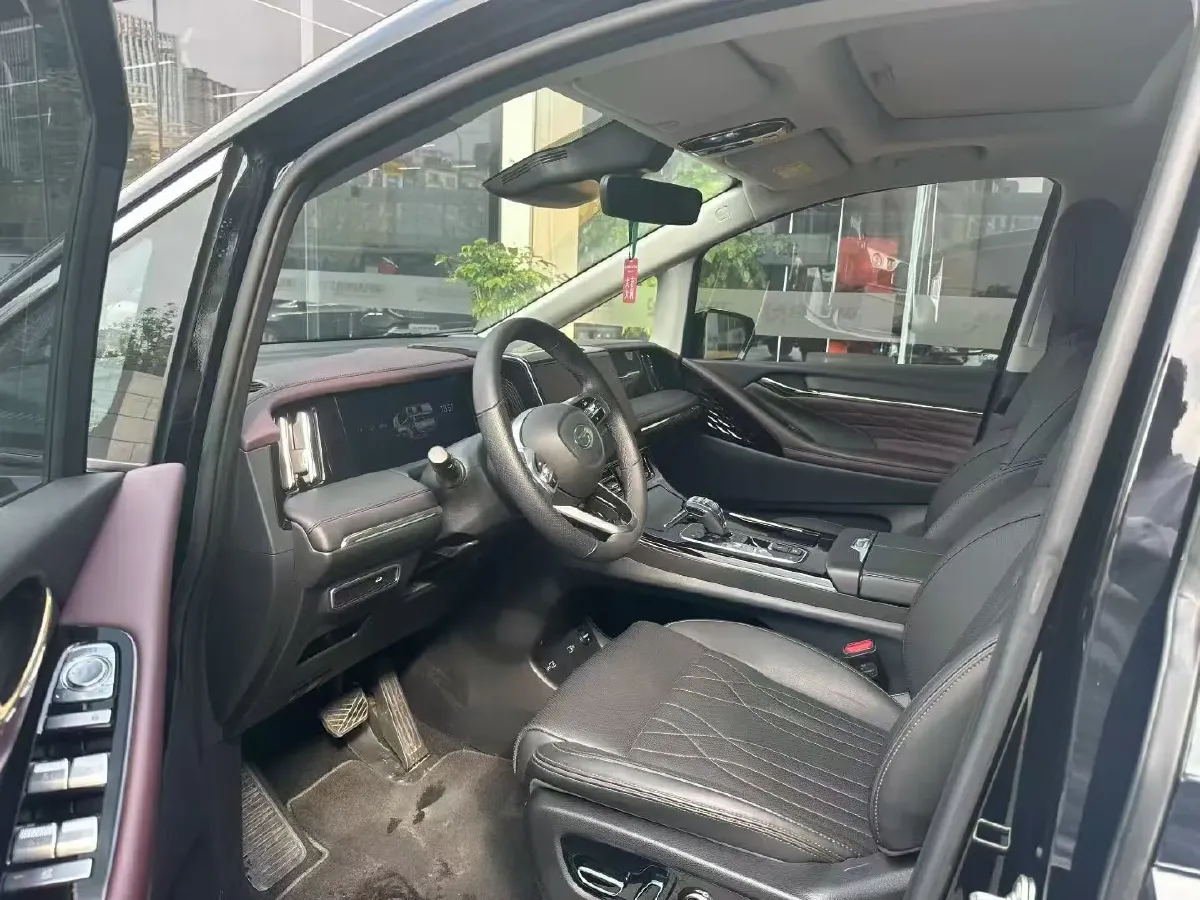 2024 GAC Trumpchi M8 2.0T 252HP L4 8AT,autocango,china used car exporter,china ev exporter,chinese used car exporter,chinese used ev exporter