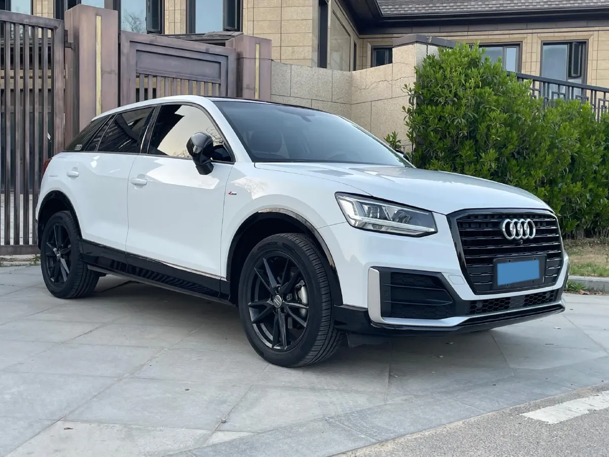 2020 Audi Q2L 1.4T 150HP L4 7DCT,autocango,china used car exporter,china ev exporter,chinese used car exporter,chinese used ev exporter