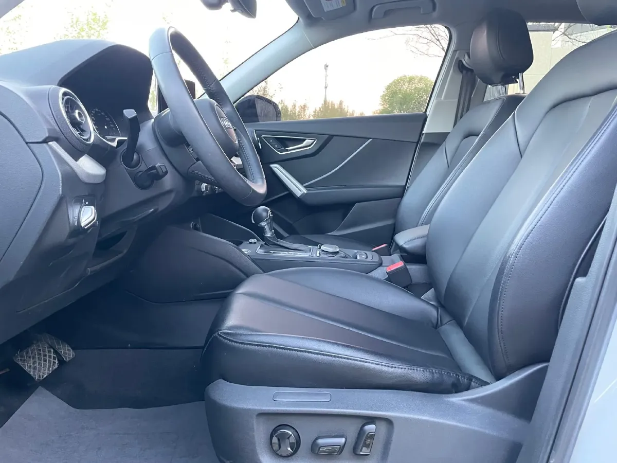 2020 Audi Q2L 1.4T 150HP L4 7DCT,autocango,china used car exporter,china ev exporter,chinese used car exporter,chinese used ev exporter