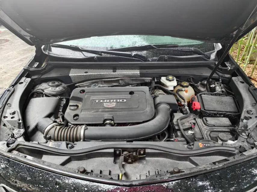 2022 Cadillac XT4 2.0T 237HP L4 9AT,autocango,china used car exporter,china ev exporter,chinese used car exporter,chinese used ev exporter