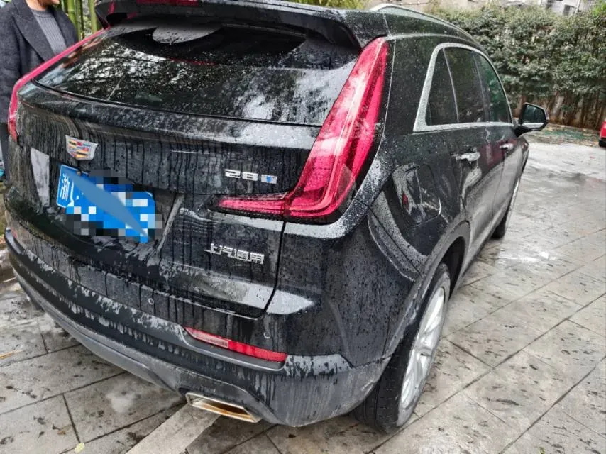 2022 Cadillac XT4 2.0T 237HP L4 9AT,autocango,china used car exporter,china ev exporter,chinese used car exporter,chinese used ev exporter