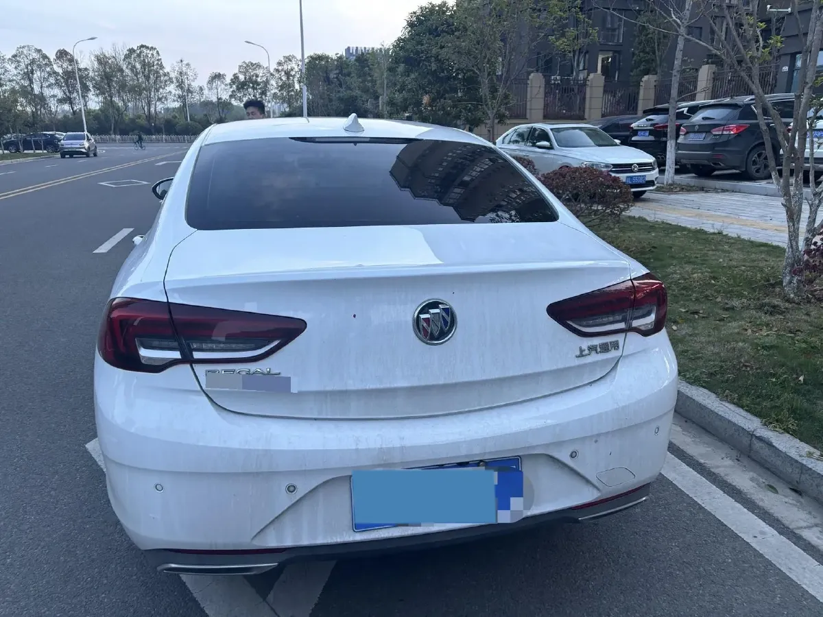 2022 Buick Regal 1.5T 169HP L4 9AT,autocango,china used car exporter,china ev exporter,chinese used car exporter,chinese used ev exporter