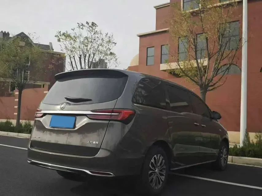 2023 Buick GL8 2.0T 237HP L4 9AT,autocango,china used car exporter,china ev exporter,chinese used car exporter,chinese used ev exporter