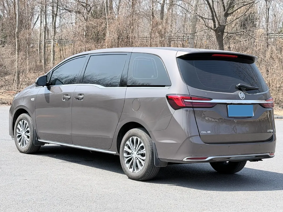 2023 Buick GL8 2.0T 237HP L4 9AT,autocango,china used car exporter,china ev exporter,chinese used car exporter,chinese used ev exporter