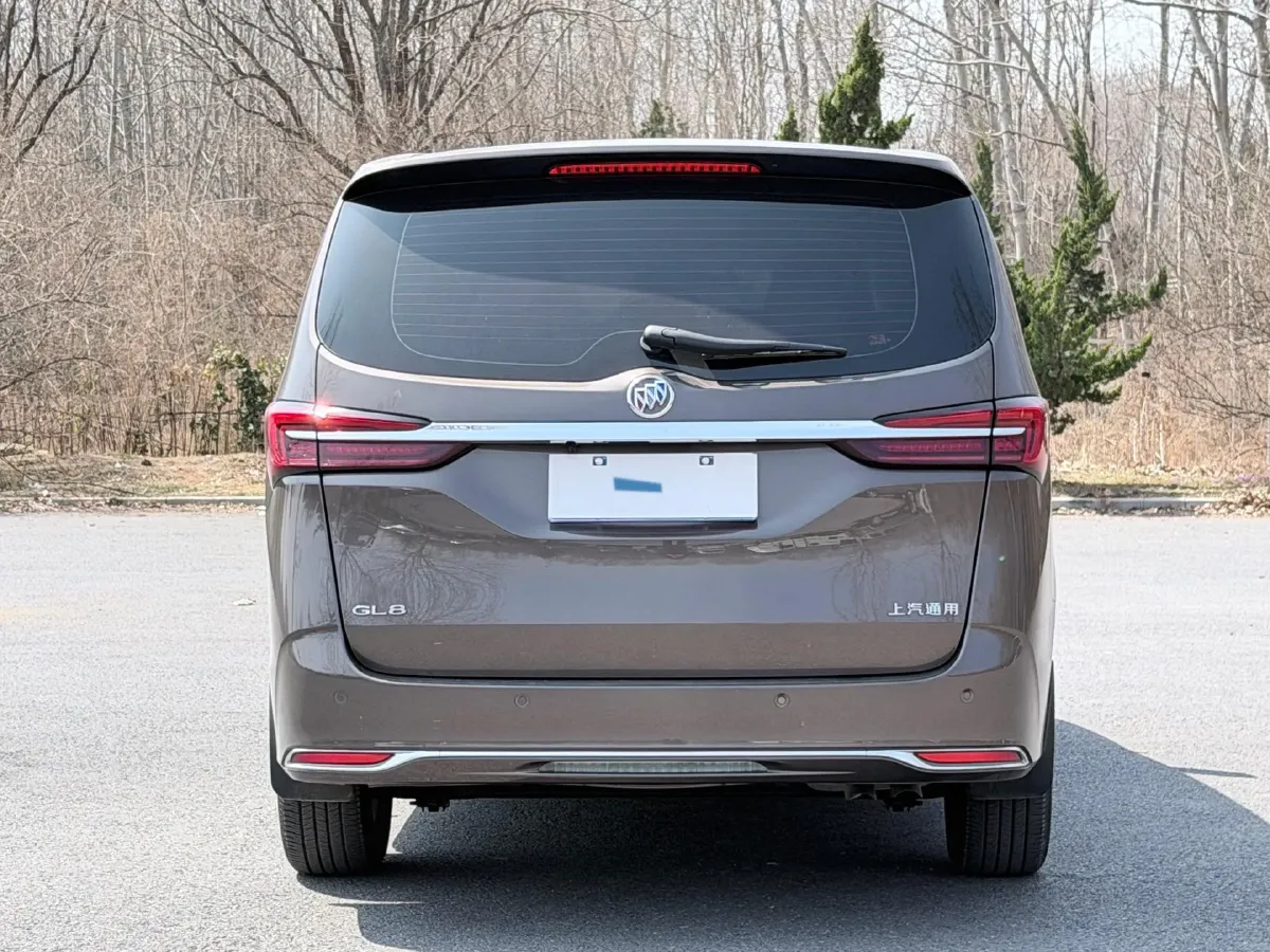 2023 Buick GL8 2.0T 237HP L4 9AT,autocango,china used car exporter,china ev exporter,chinese used car exporter,chinese used ev exporter