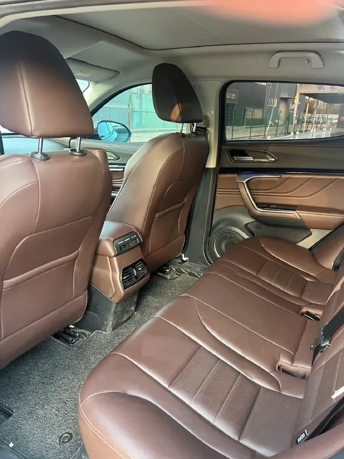 2017 WEY VV5 2.0T 197HP L4 7DCT,autocango,china used car exporter,china ev exporter,chinese used car exporter,chinese used ev exporter