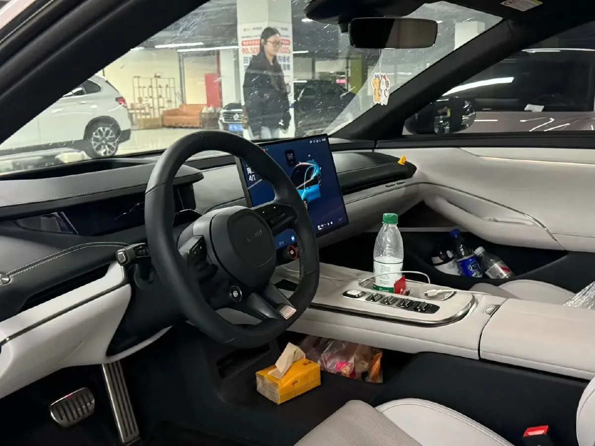 2024 MI SU7 BEV 101KWH,autocango,china used car exporter,china ev exporter,chinese used car exporter,chinese used ev exporter