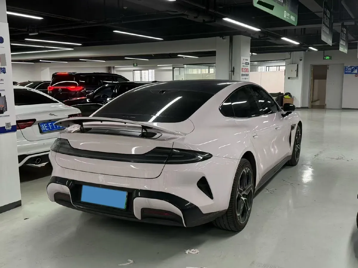 2024 MI SU7 BEV 101KWH,autocango,china used car exporter,china ev exporter,chinese used car exporter,chinese used ev exporter