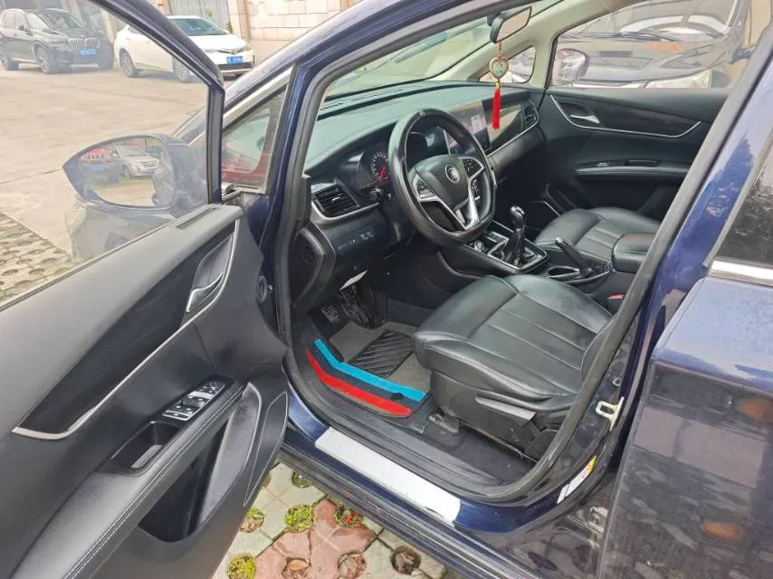 2019 BYD Song MAX 1.5T 160HP L4 6MT,autocango,china used car exporter,china ev exporter,chinese used car exporter,chinese used ev exporter