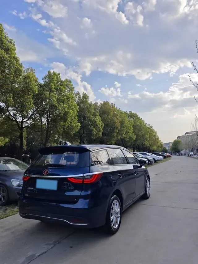 2019 BYD Song MAX 1.5T 160HP L4 6MT,autocango,china used car exporter,china ev exporter,chinese used car exporter,chinese used ev exporter