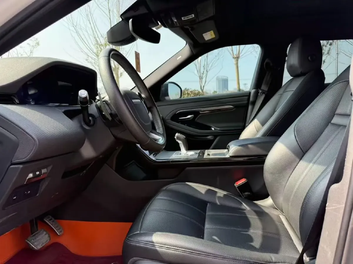2020 Land Rover Range Rover Evoque 2.0T 249HP L4 9AT,autocango,china used car exporter,china ev exporter,chinese used car exporter,chinese used ev exporter