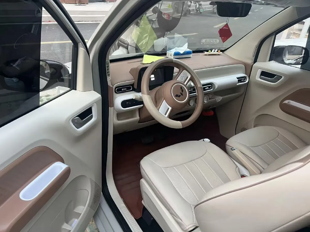 2024 WuLing HongGuang MINI EV BEV 17.3KWH,autocango,china used car exporter,china ev exporter,chinese used car exporter,chinese used ev exporter