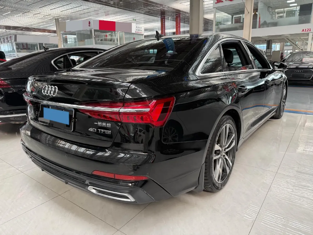 2020 Audi A6L 2.0T 190HP L4 7DCT,autocango,china used car exporter,china ev exporter,chinese used car exporter,chinese used ev exporter