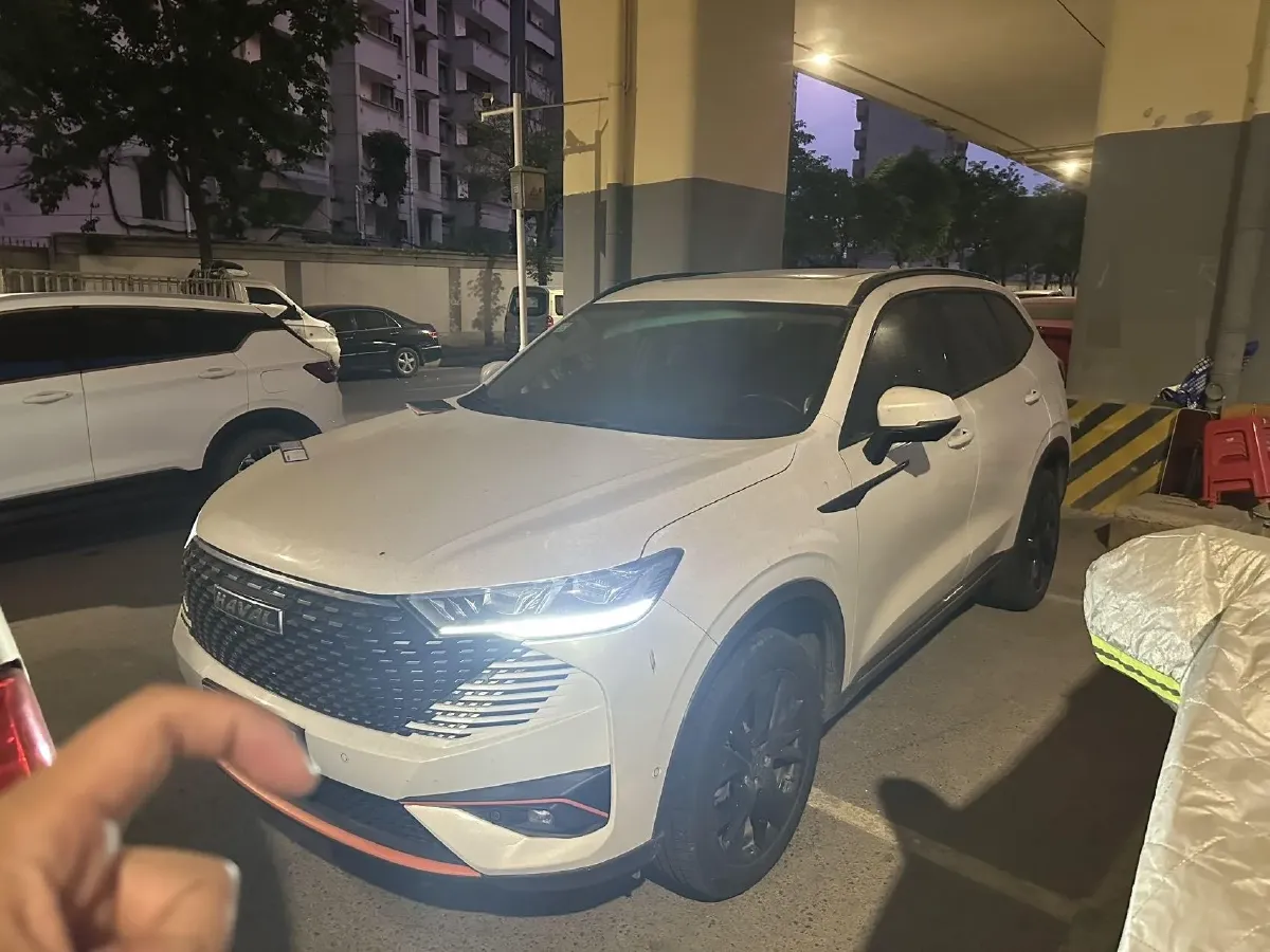 2021 Haval H6 2.0T 211HP L4 7DCT,autocango,china used car exporter,china ev exporter,chinese used car exporter,chinese used ev exporter