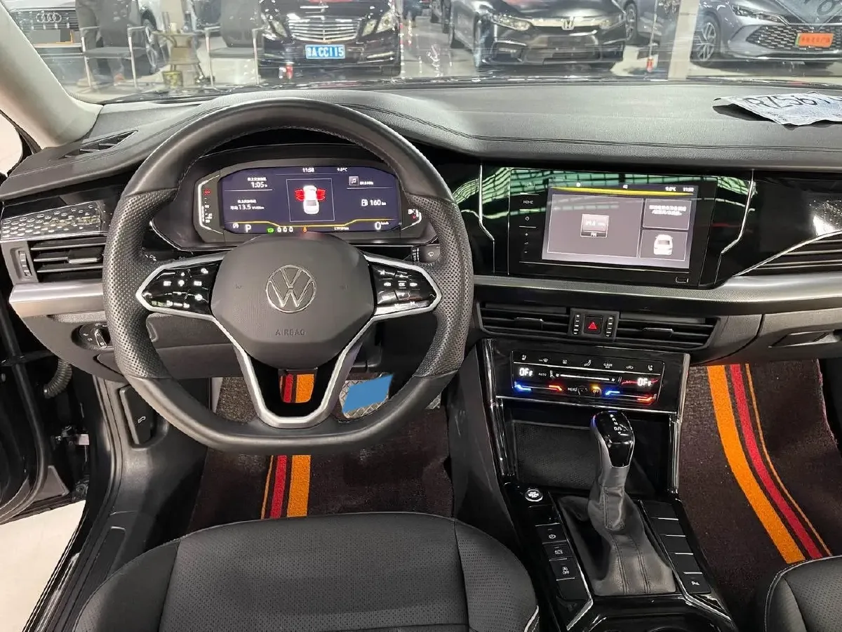 2024 Volkswagen Passat 2.0T 186HP L4 7DCT,autocango,china used car exporter,china ev exporter,chinese used car exporter,chinese used ev exporter