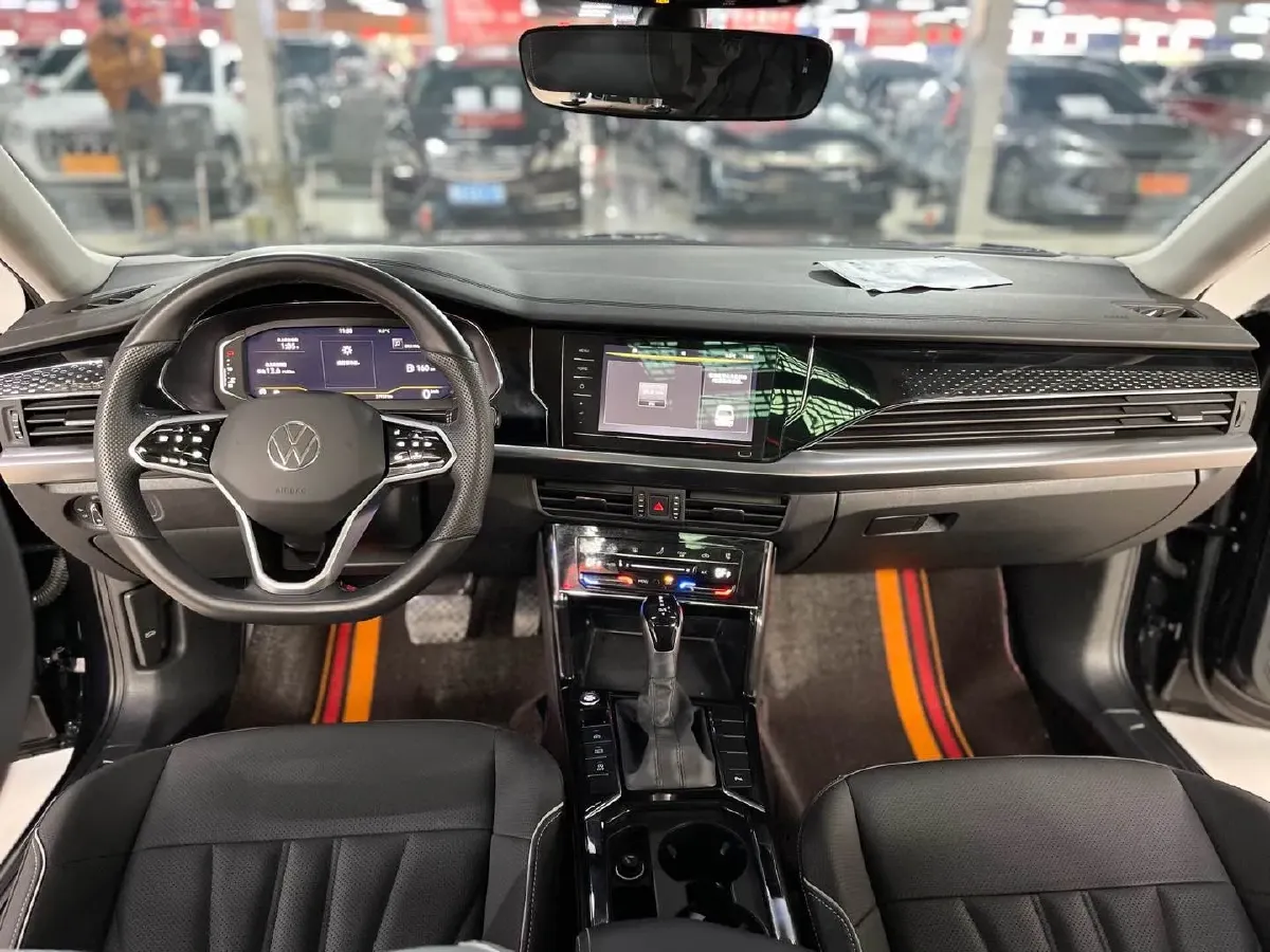 2024 Volkswagen Passat 2.0T 186HP L4 7DCT,autocango,china used car exporter,china ev exporter,chinese used car exporter,chinese used ev exporter