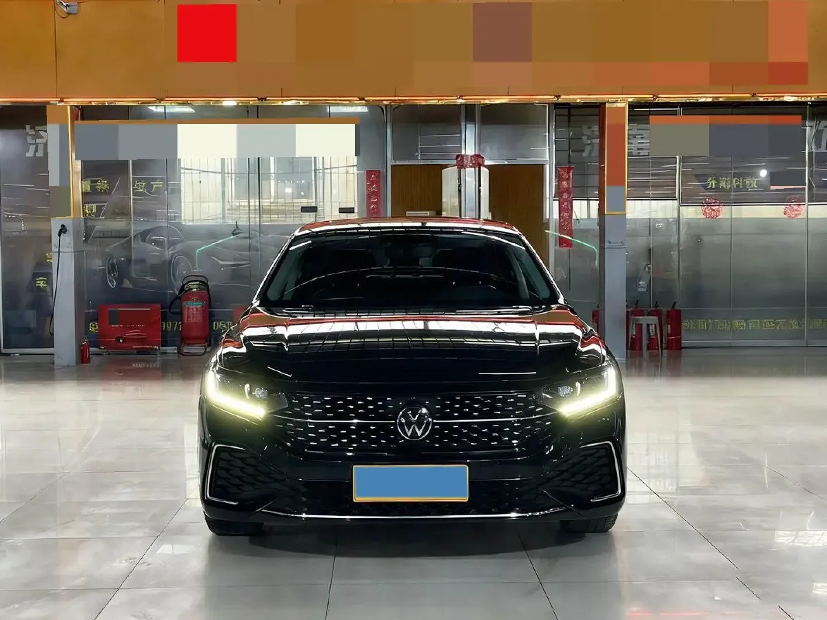 2024 Volkswagen Passat 2.0T 186HP L4 7DCT,autocango,china used car exporter,china ev exporter,chinese used car exporter,chinese used ev exporter