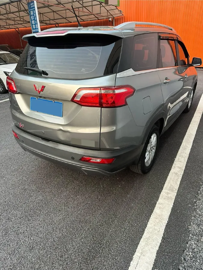 2019 WuLing HongGuang S3 1.5L 99HP L4 6MT,autocango,china used car exporter,china ev exporter,chinese used car exporter,chinese used ev exporter
