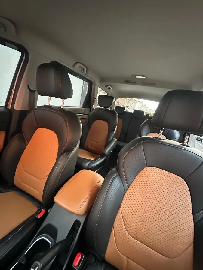 2019 WuLing HongGuang S3 1.5L 99HP L4 6MT,autocango,china used car exporter,china ev exporter,chinese used car exporter,chinese used ev exporter