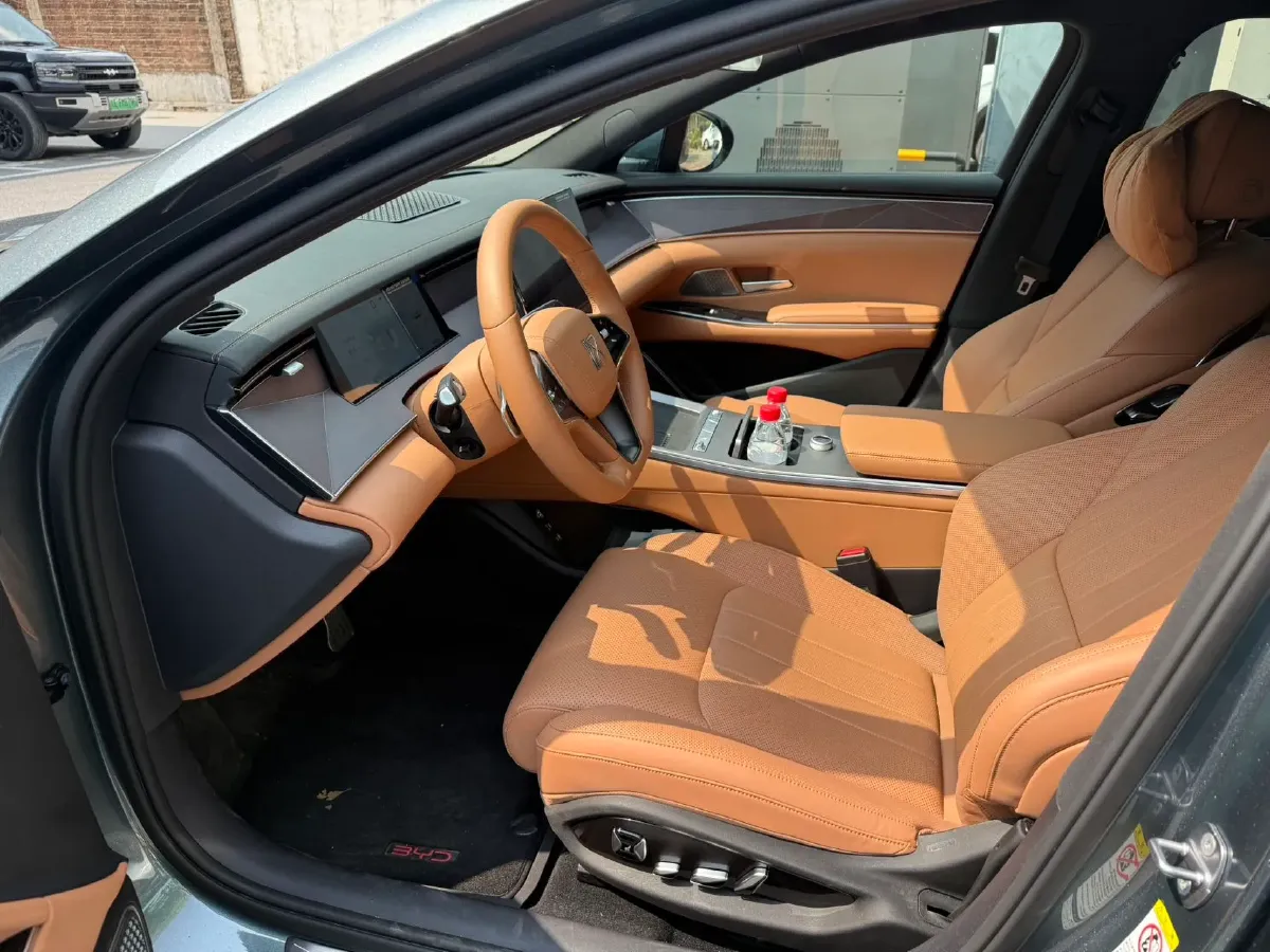 2025 BYD HanL 1.5T 156HP L4 E-CVT PHEV,autocango,china used car exporter,china ev exporter,chinese used car exporter,chinese used ev exporter