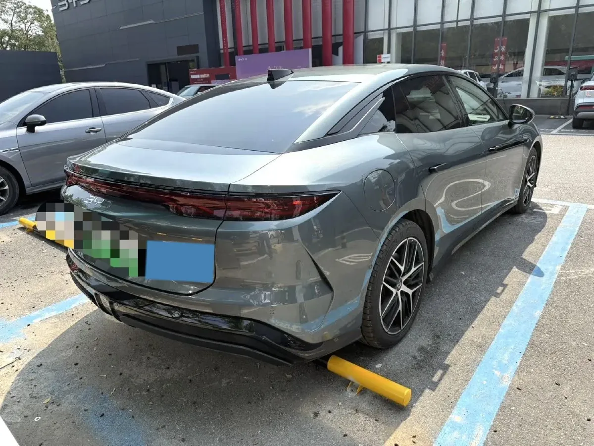 2025 BYD HanL 1.5T 156HP L4 E-CVT PHEV,autocango,china used car exporter,china ev exporter,chinese used car exporter,chinese used ev exporter