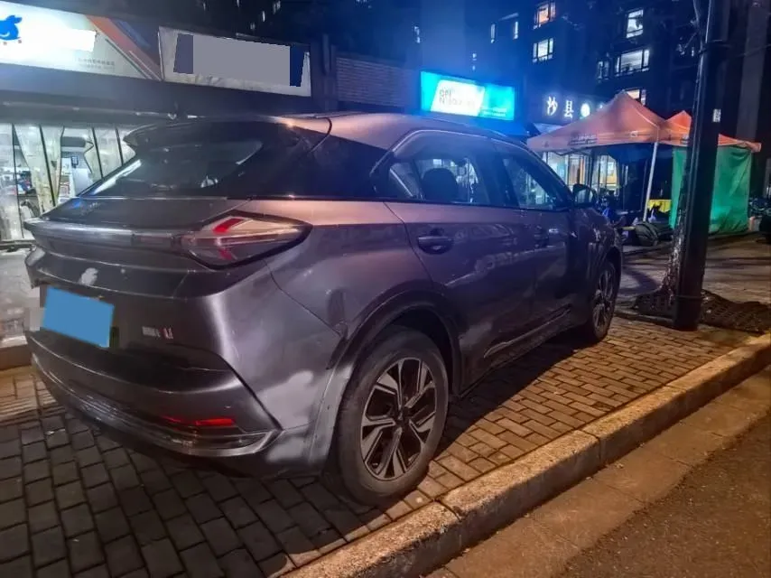 2022 Venucia Grand V 1.5T 190HP L4 7DCT,autocango,china used car exporter,china ev exporter,chinese used car exporter,chinese used ev exporter