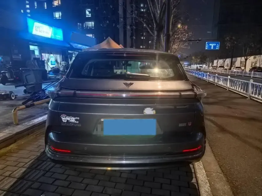 2022 Venucia Grand V 1.5T 190HP L4 7DCT,autocango,china used car exporter,china ev exporter,chinese used car exporter,chinese used ev exporter