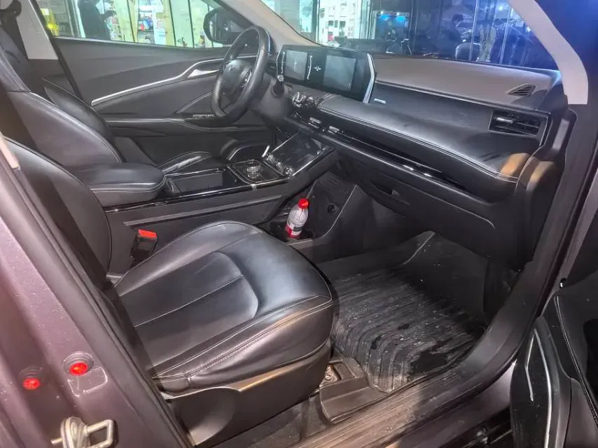 2022 Venucia Grand V 1.5T 190HP L4 7DCT,autocango,china used car exporter,china ev exporter,chinese used car exporter,chinese used ev exporter