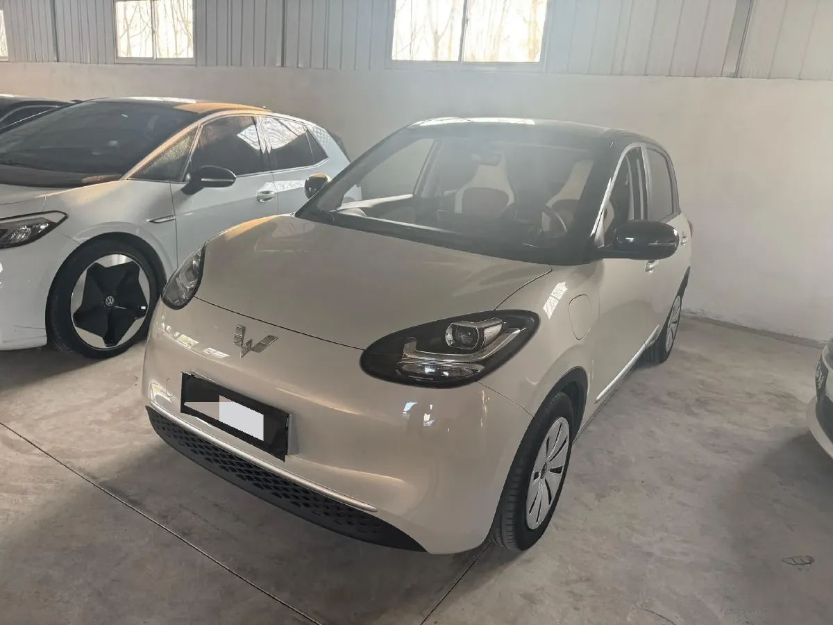 2023 WuLing BinGuo BEV 31.9KWH,autocango,china used car exporter,china ev exporter,chinese used car exporter,chinese used ev exporter