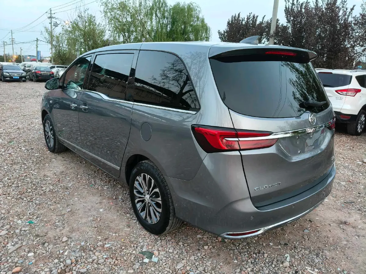 2021 Buick GL8 2.0T 237HP L4 9AT,autocango,china used car exporter,china ev exporter,chinese used car exporter,chinese used ev exporter