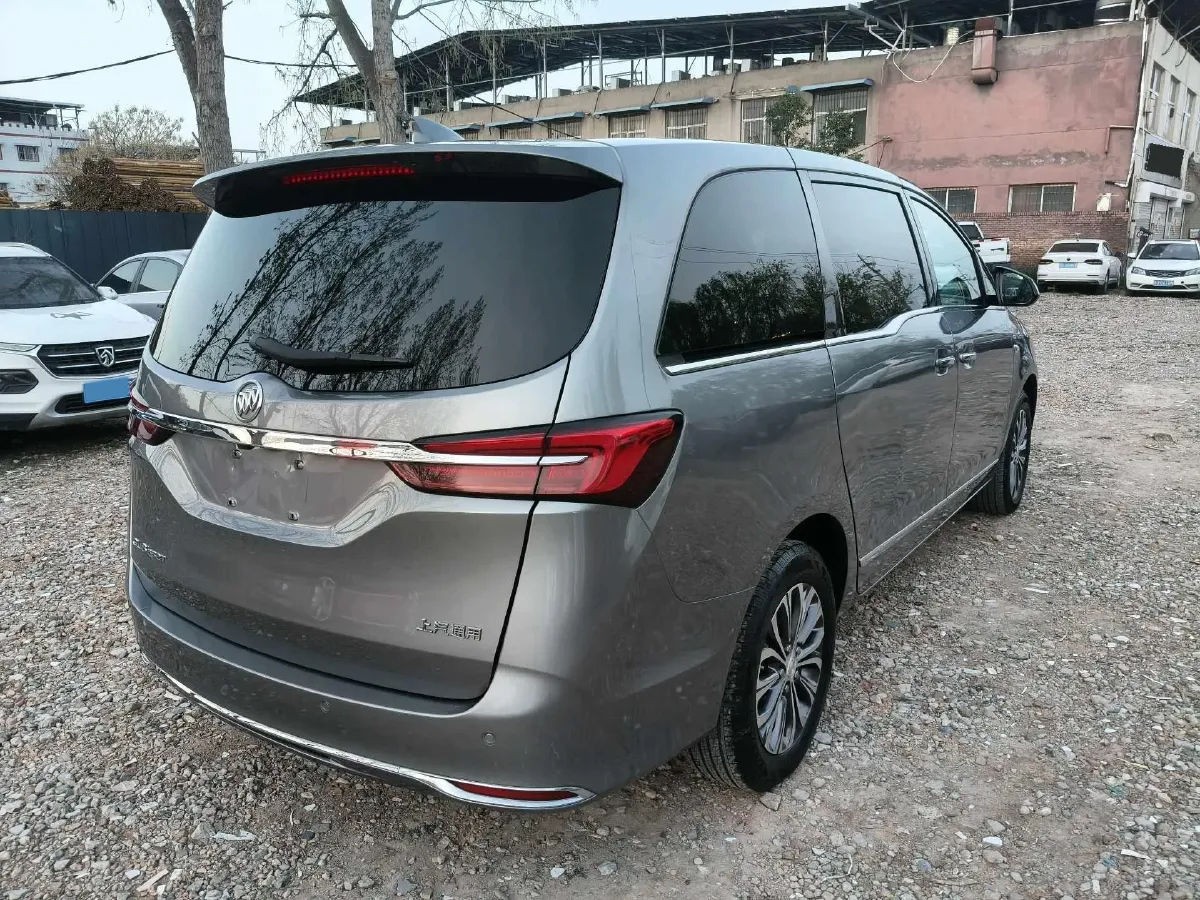2021 Buick GL8 2.0T 237HP L4 9AT,autocango,china used car exporter,china ev exporter,chinese used car exporter,chinese used ev exporter