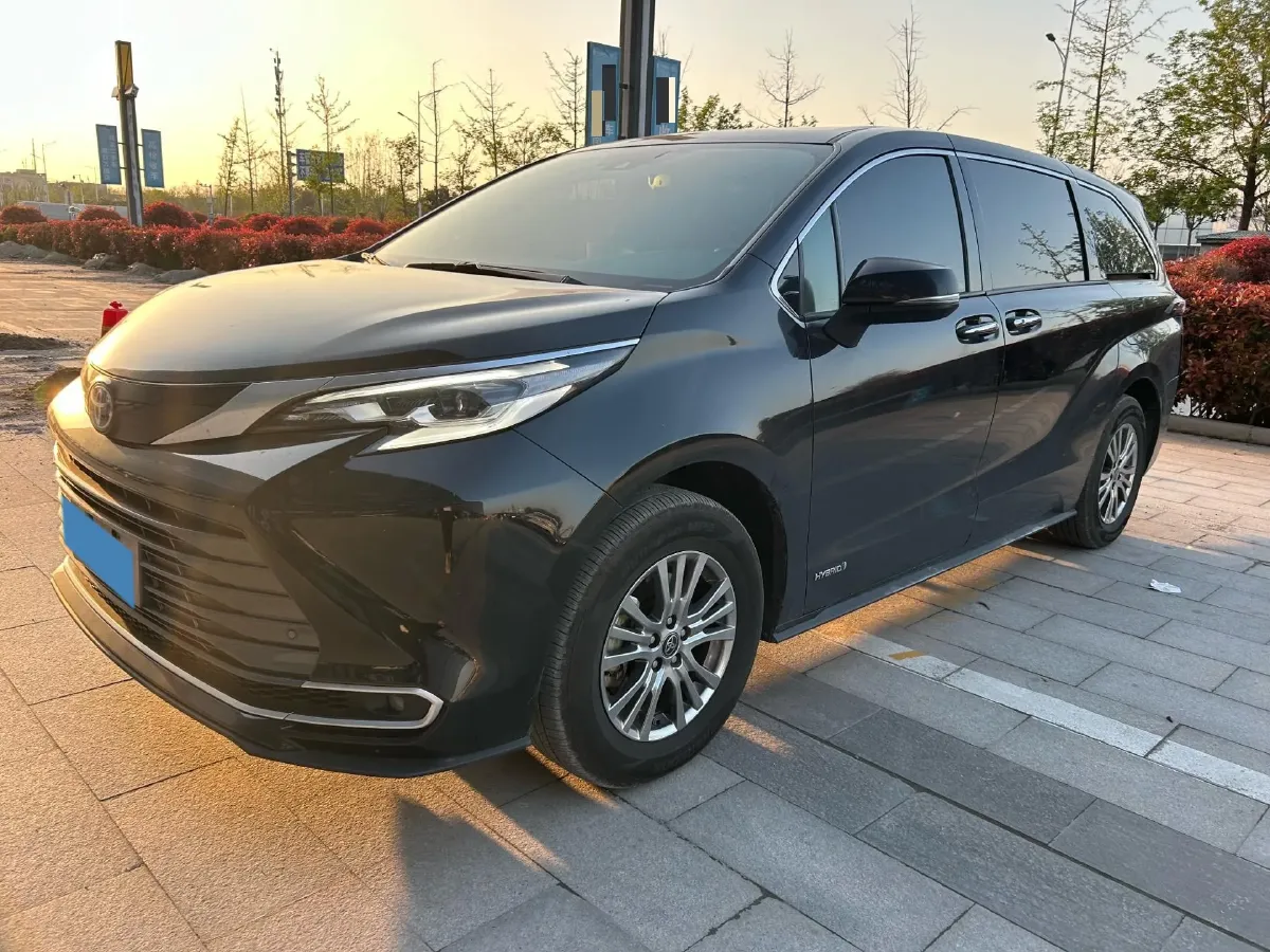 2021 Toyota Sienna 2.5L 192HP L4 E-CVT Hybrid,autocango,china used car exporter,china ev exporter,chinese used car exporter,chinese used ev exporter