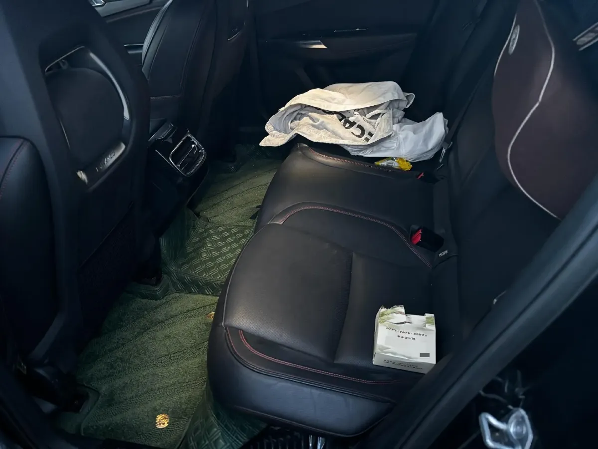 2018 Toyota C-HR 2.0L 171HP L4 CVT,autocango,china used car exporter,china ev exporter,chinese used car exporter,chinese used ev exporter