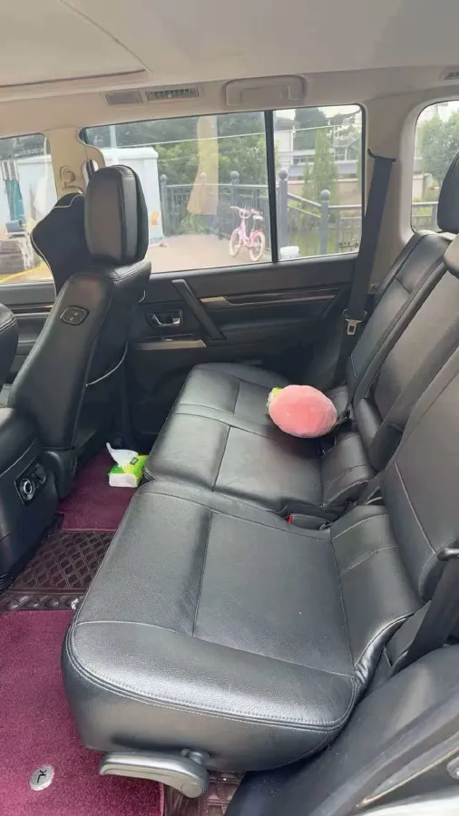 2017 Honda Jade 1.8L 141HP L4 5AT,autocango,china used car exporter,china ev exporter,chinese used car exporter,chinese used ev exporter