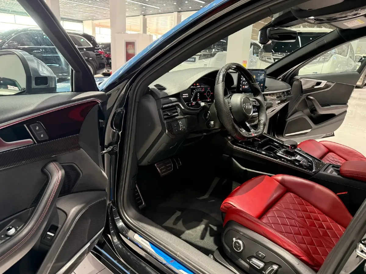 2022 Audi S4 3.0T 354HP V6 8AT,autocango,china used car exporter,china ev exporter,chinese used car exporter,chinese used ev exporter