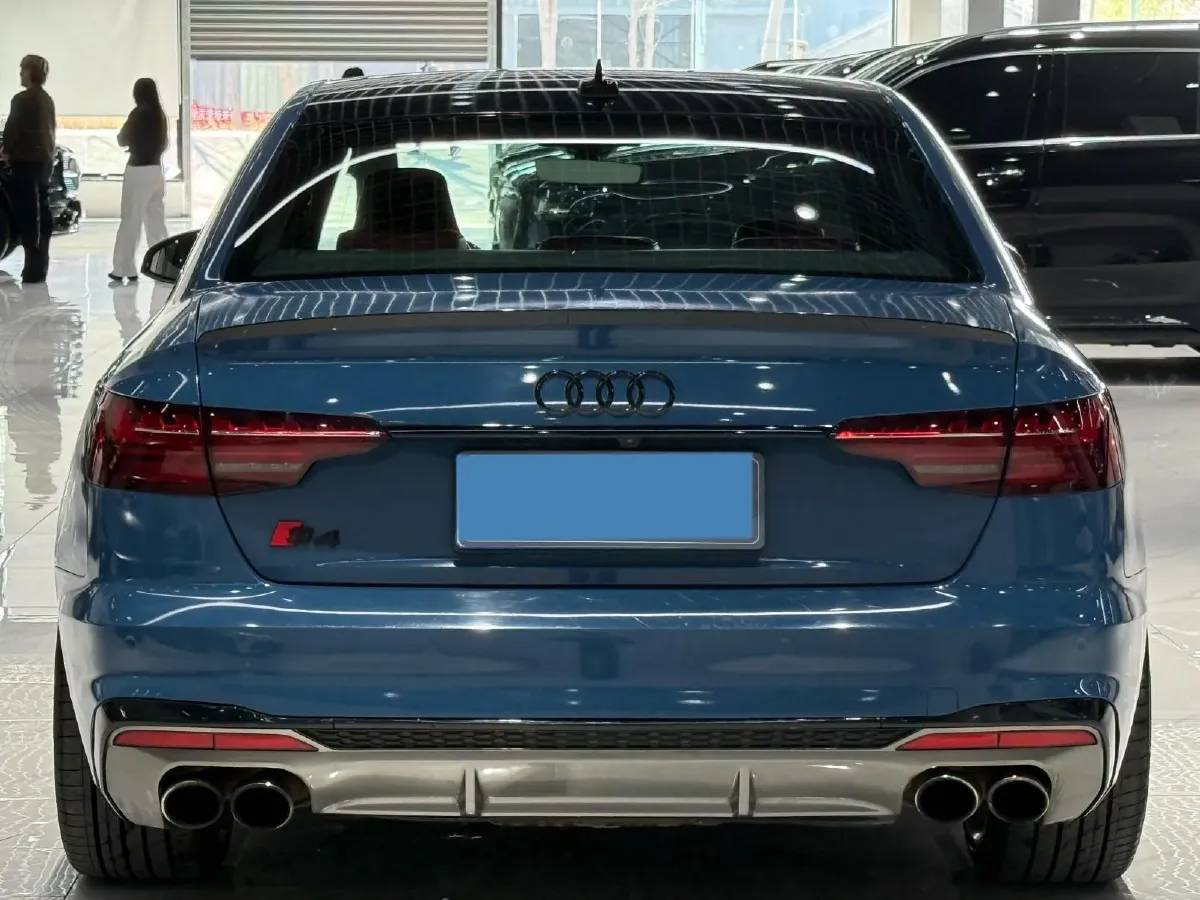 2022 Audi S4 3.0T 354HP V6 8AT,autocango,china used car exporter,china ev exporter,chinese used car exporter,chinese used ev exporter