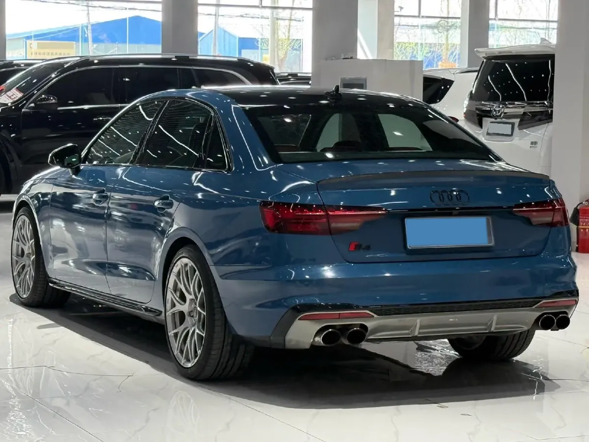 2022 Audi S4 3.0T 354HP V6 8AT,autocango,china used car exporter,china ev exporter,chinese used car exporter,chinese used ev exporter