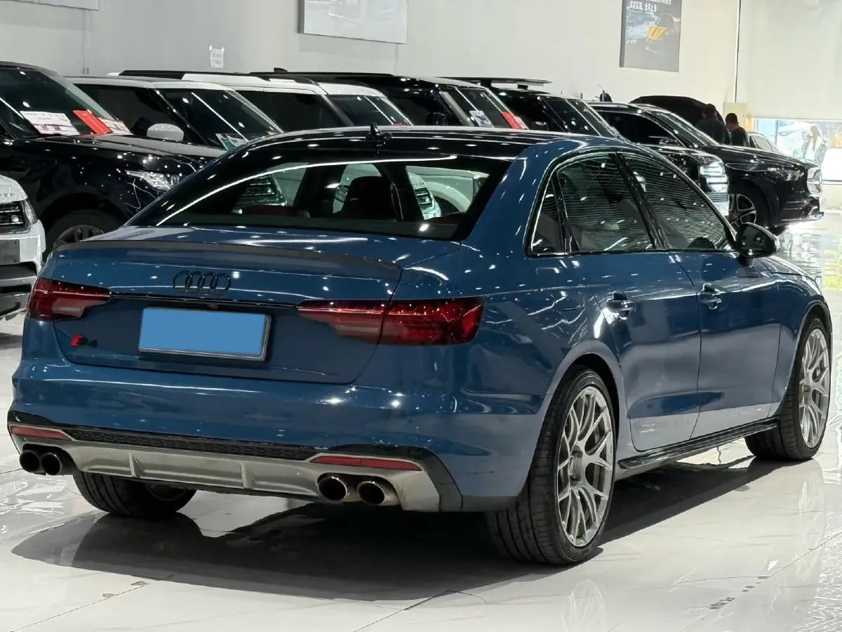 2022 Audi S4 3.0T 354HP V6 8AT,autocango,china used car exporter,china ev exporter,chinese used car exporter,chinese used ev exporter